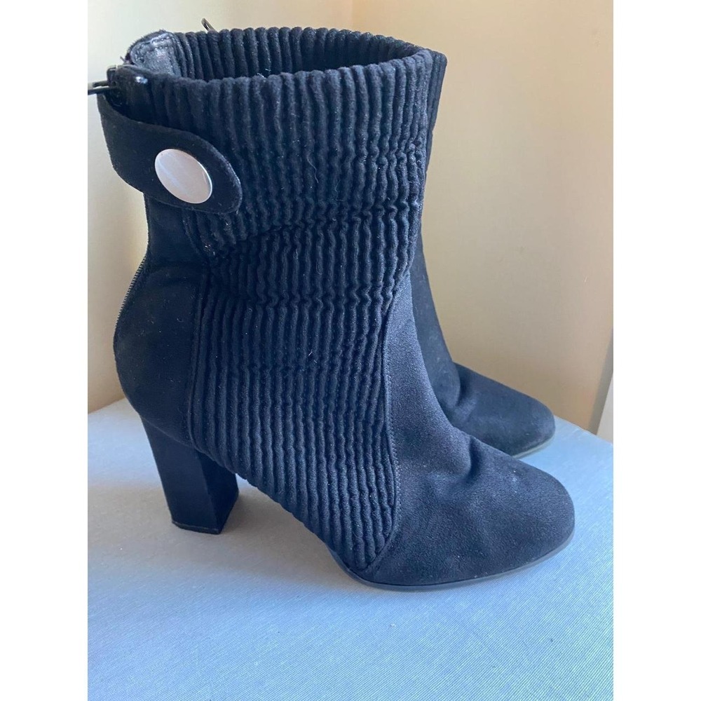 Impo Boots Soft Stretch 8.5 Faux Suede Sock Booties Block Heel Glove